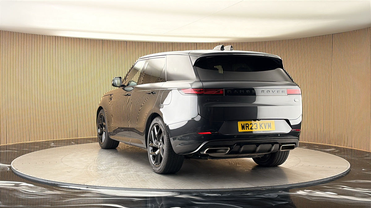 More views of Land Rover Range Rover Sport