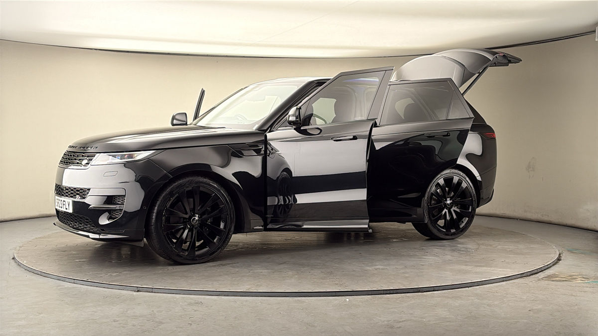 More views of Land Rover Range Rover Sport