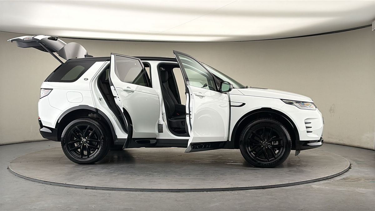 More views of Land Rover Discovery Sport