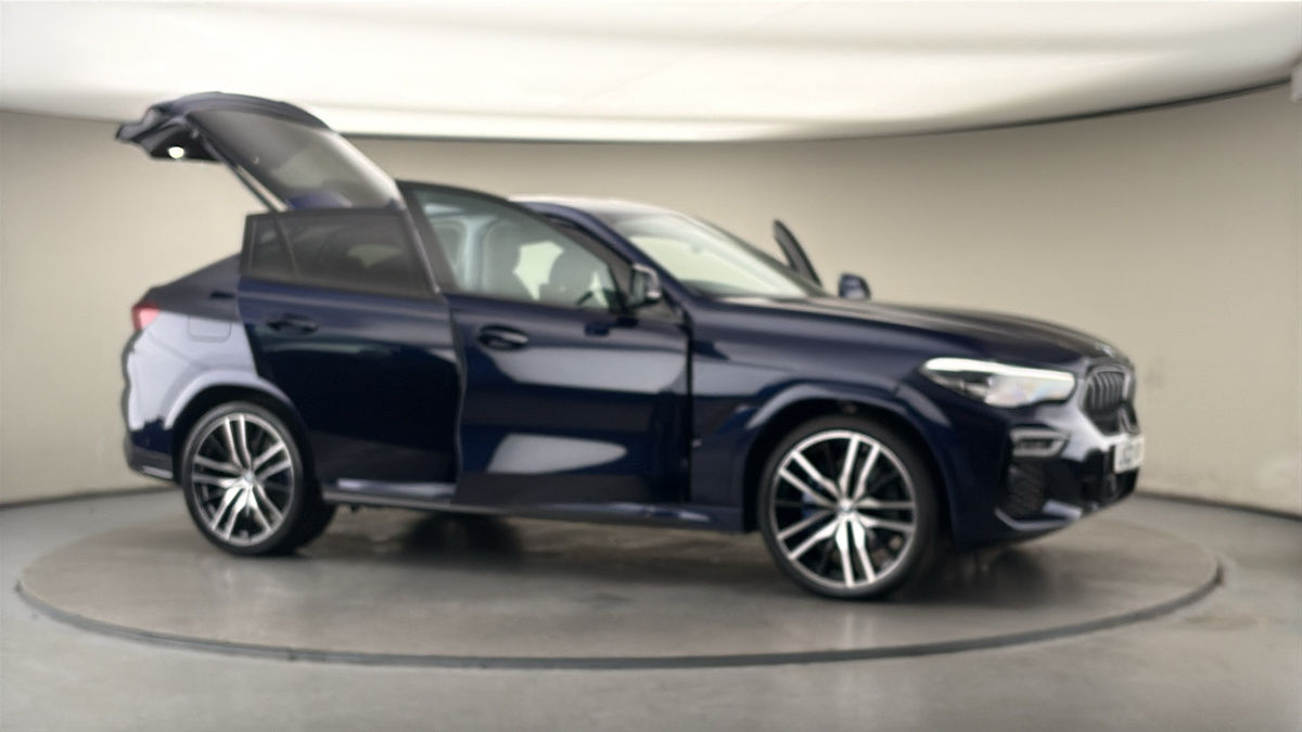 More views of BMW X6