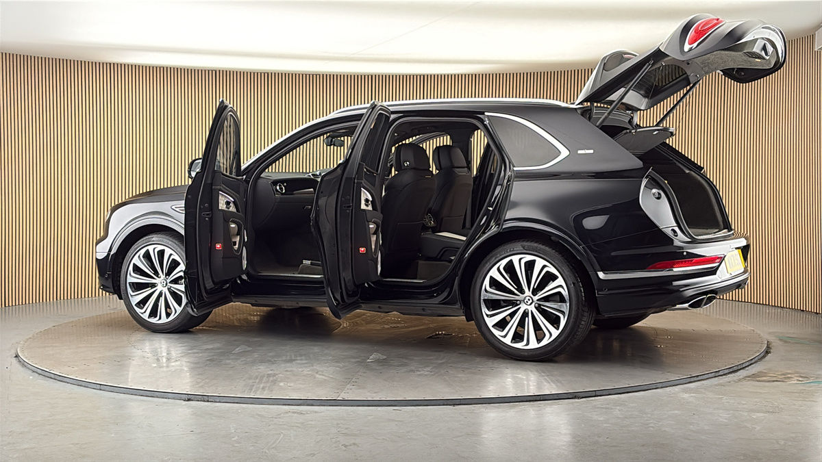 More views of Bentley Bentayga