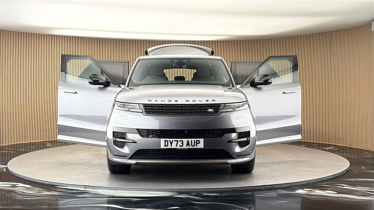 More views of Land Rover Range Rover Sport