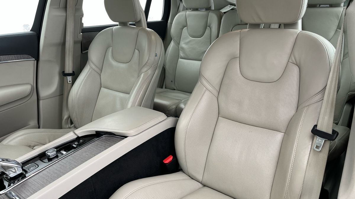 Volvo XC90 Image 7