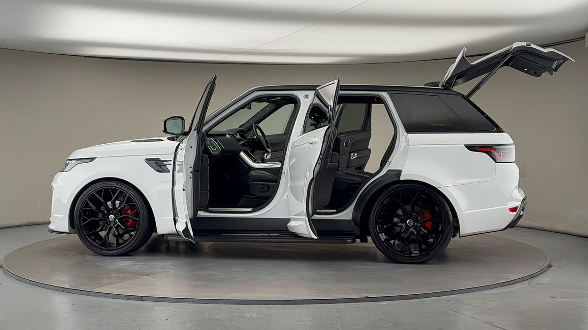 More views of Land Rover Range Rover Sport