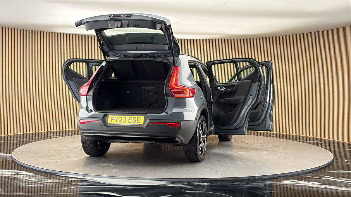 More views of Volvo XC40