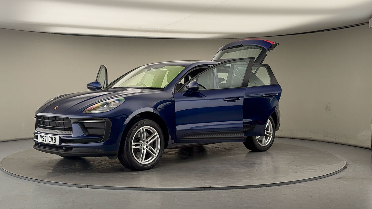 Porsche Macan Image 22