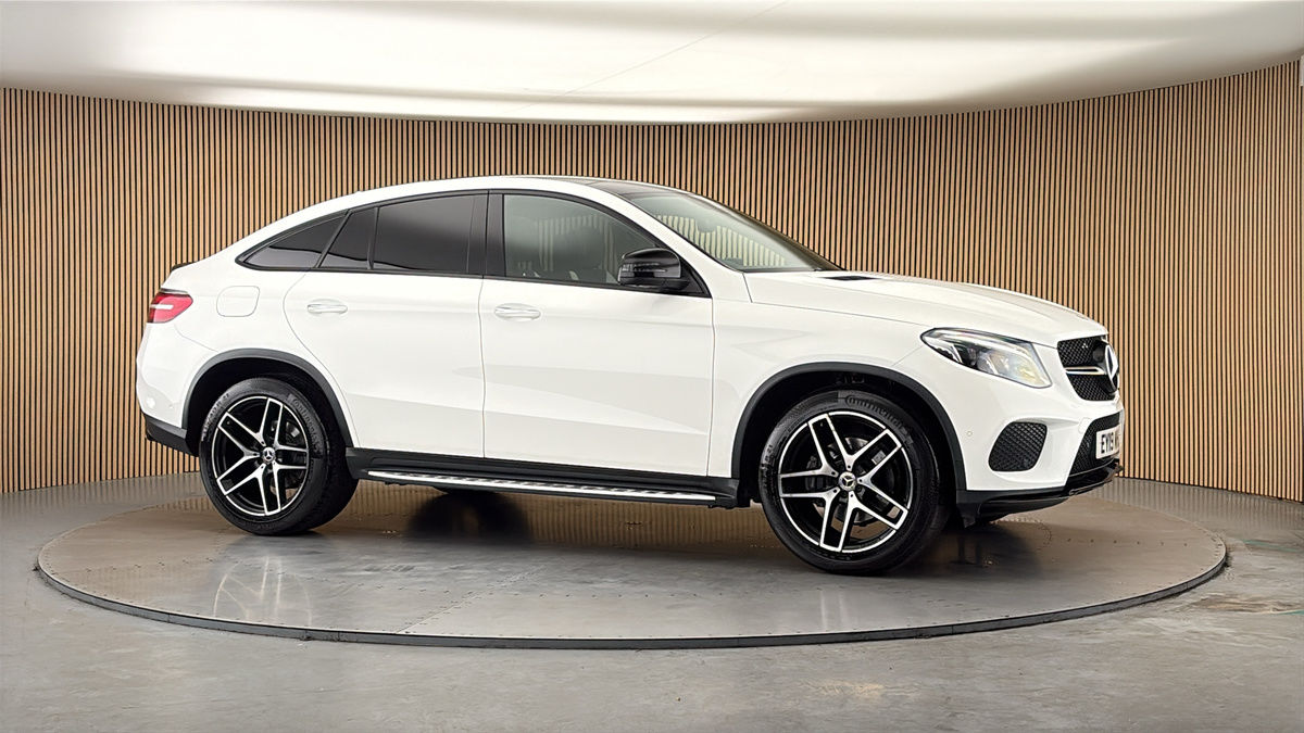 More views of Mercedes-Benz GLE