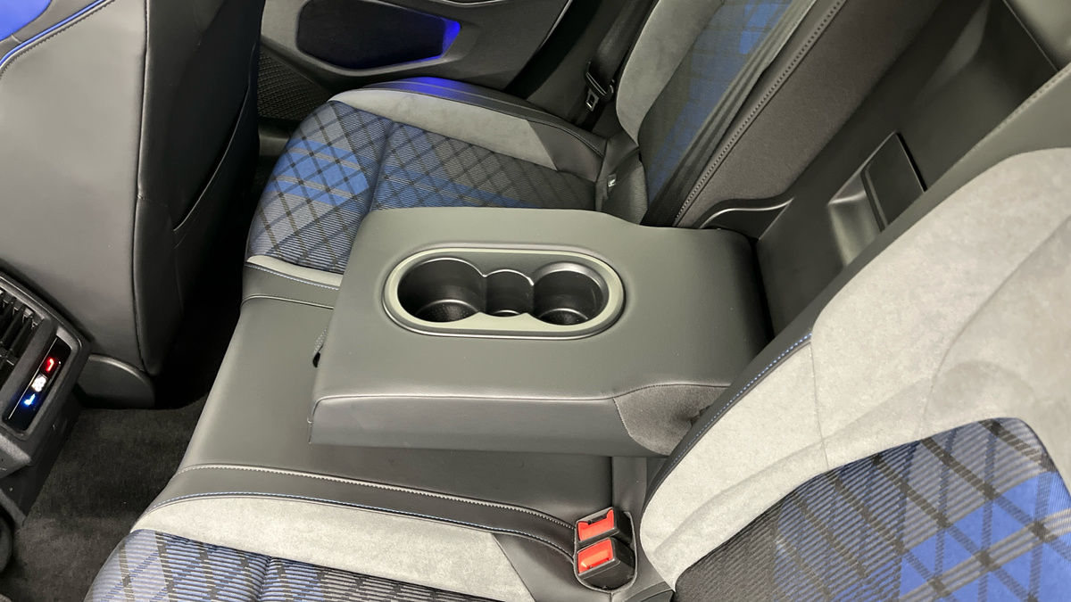 Volkswagen Golf Image 9