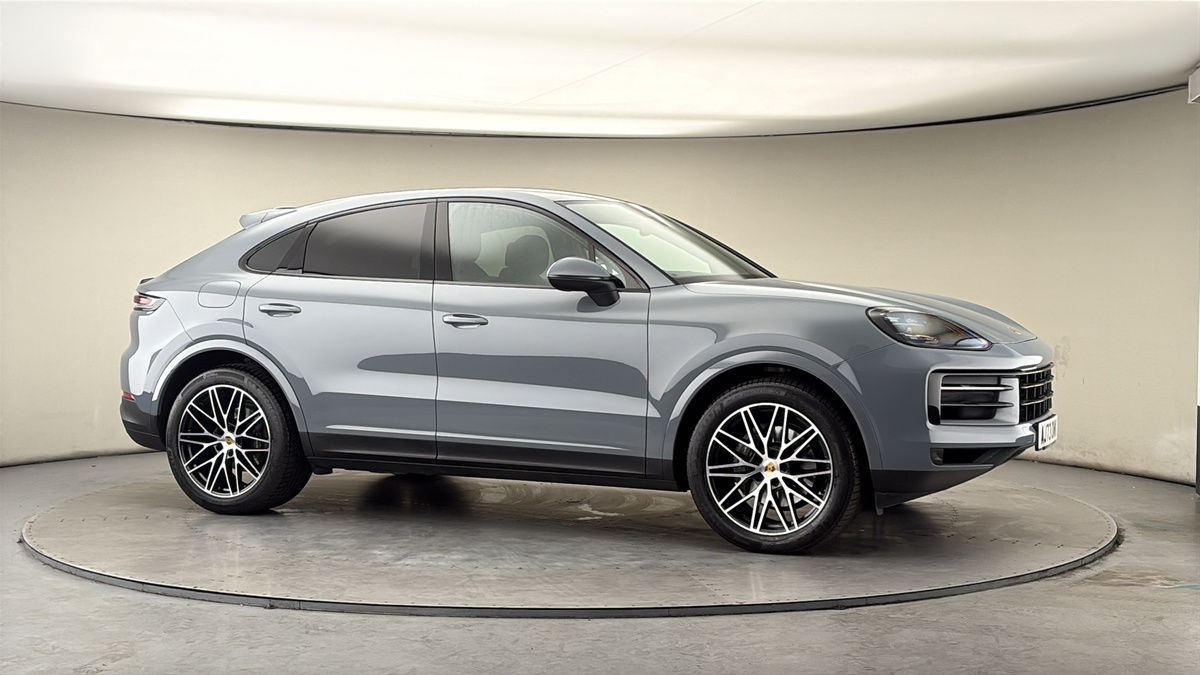 More views of Porsche Cayenne