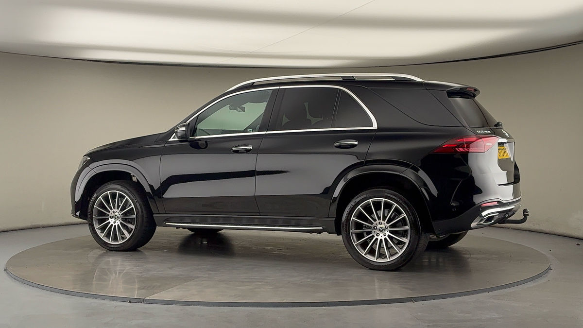 More views of Mercedes-Benz GLE