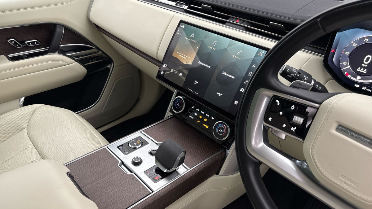 Land Rover Range Rover Image 18