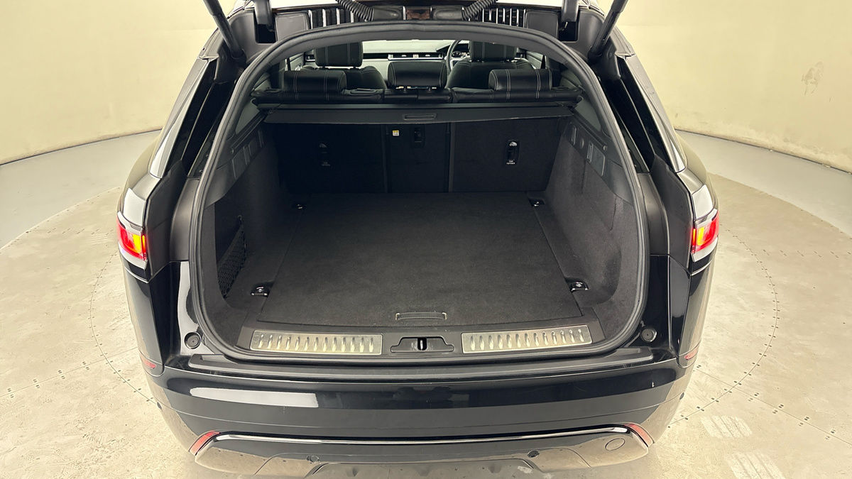Land Rover Range Rover Velar Image 11