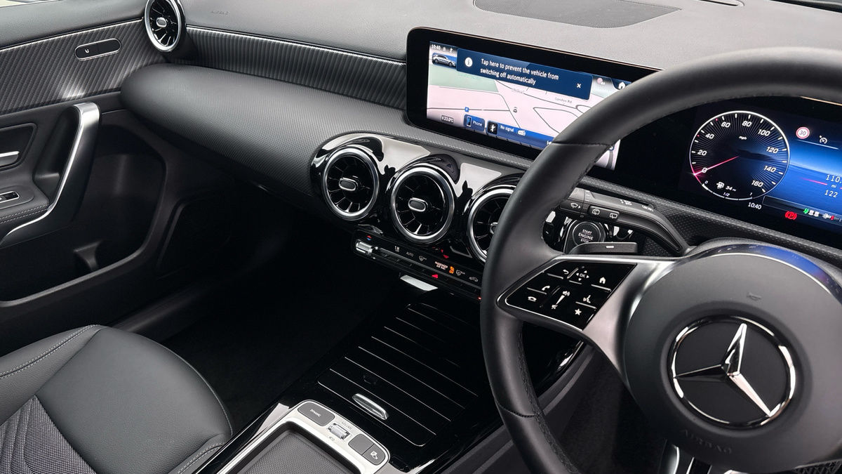 Mercedes-Benz A Class Image 18