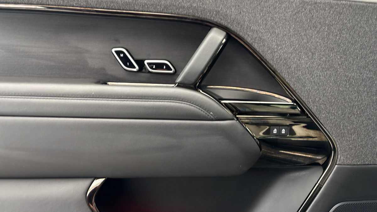 Land Rover Range Rover Sport Image 19