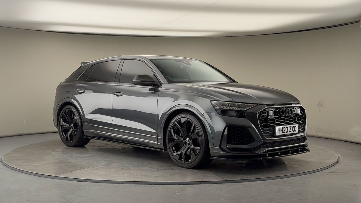 More views of Audi RSQ8