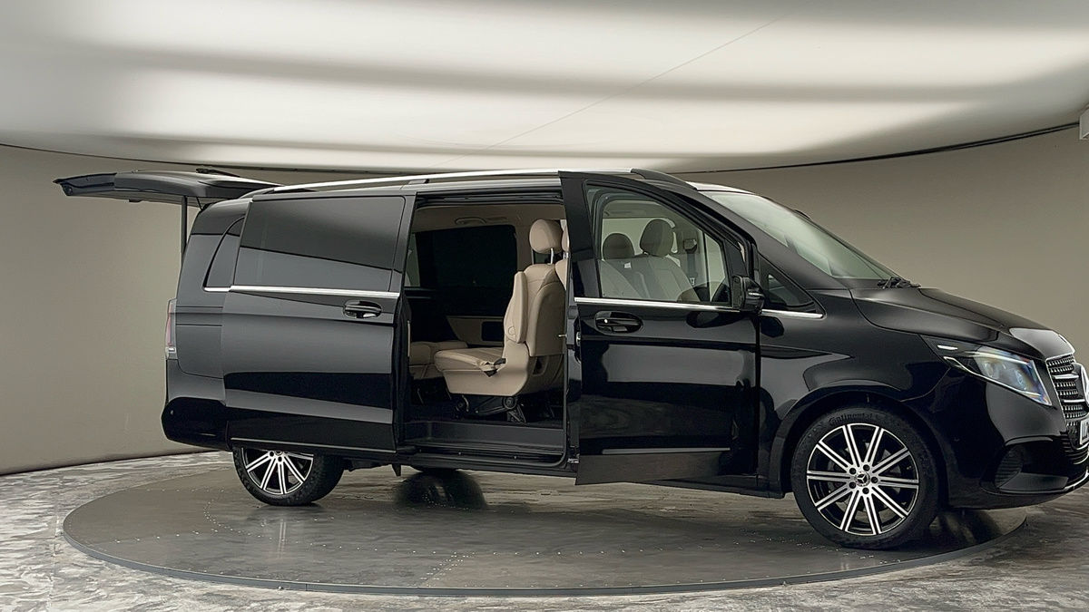 More views of Mercedes-Benz V Class