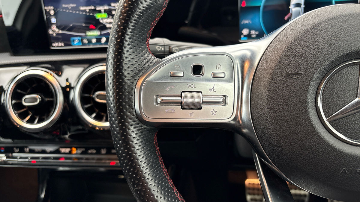 Mercedes-Benz A Class Image 13