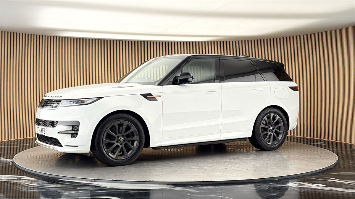 More views of Land Rover Range Rover Sport