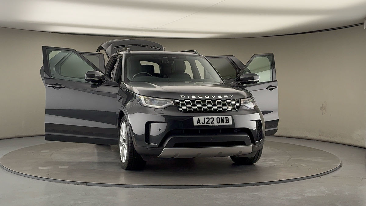 More views of Land Rover Discovery