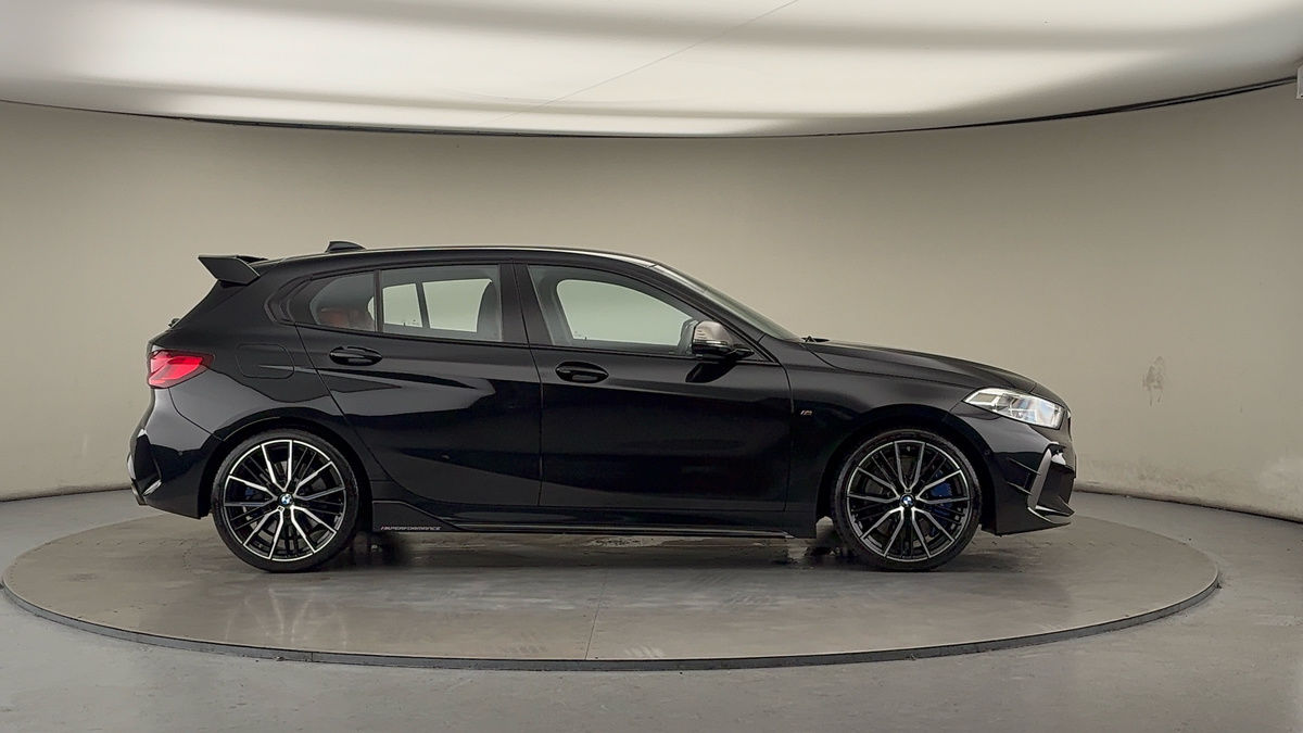 BMW 1 Series Image 16