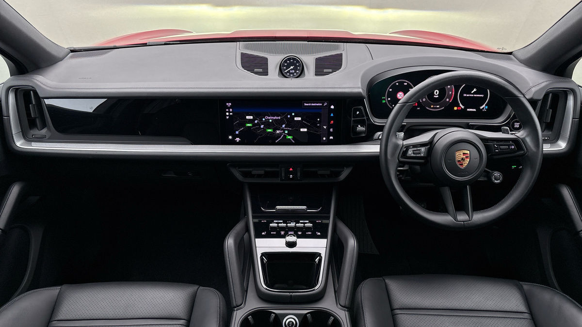 Porsche Cayenne Image 12