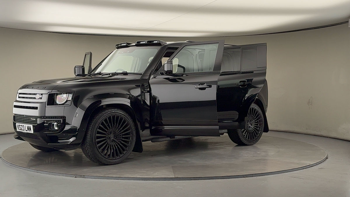 Land Rover Defender 110 Urban Image 22