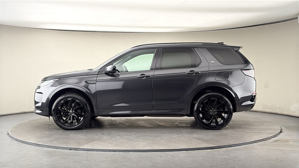 Land Rover Discovery Sport Image 15