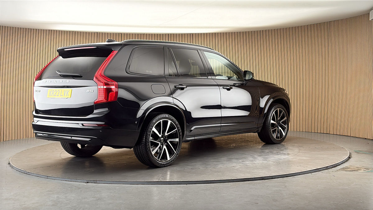 Volvo XC90 Image 21