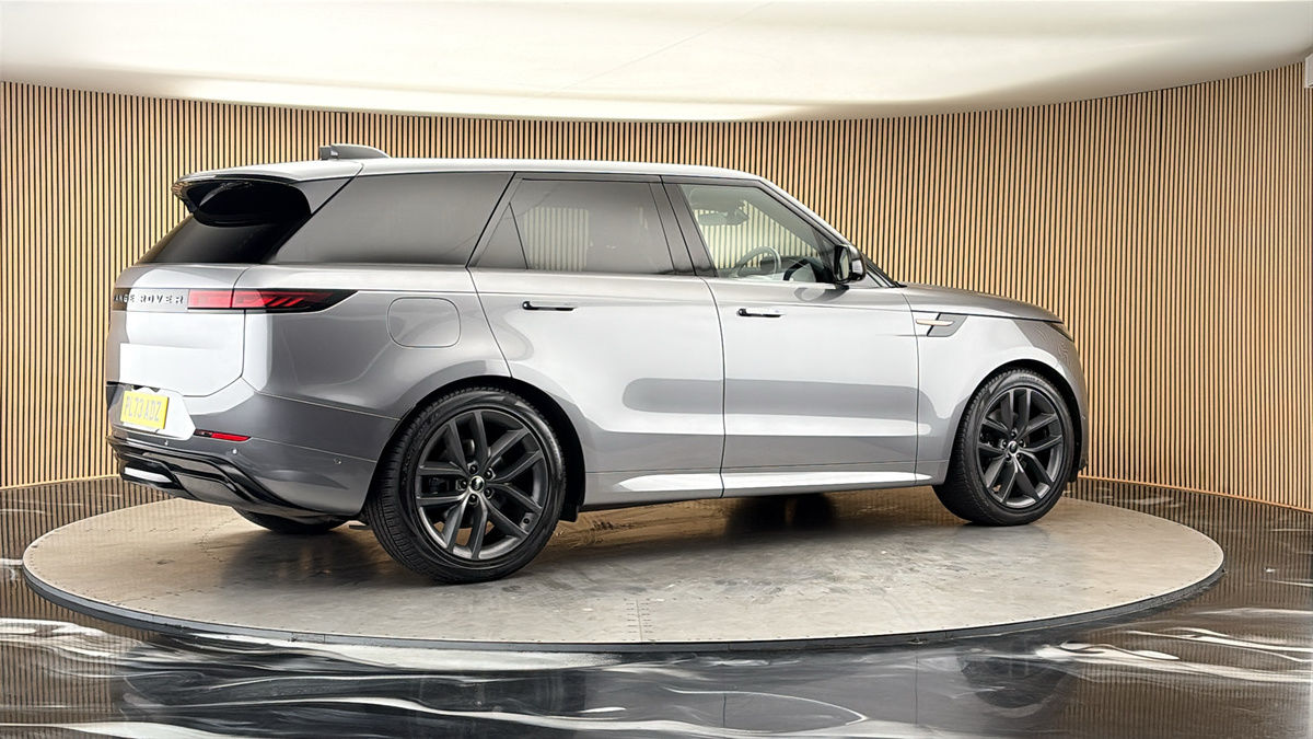 More views of Land Rover Range Rover Sport