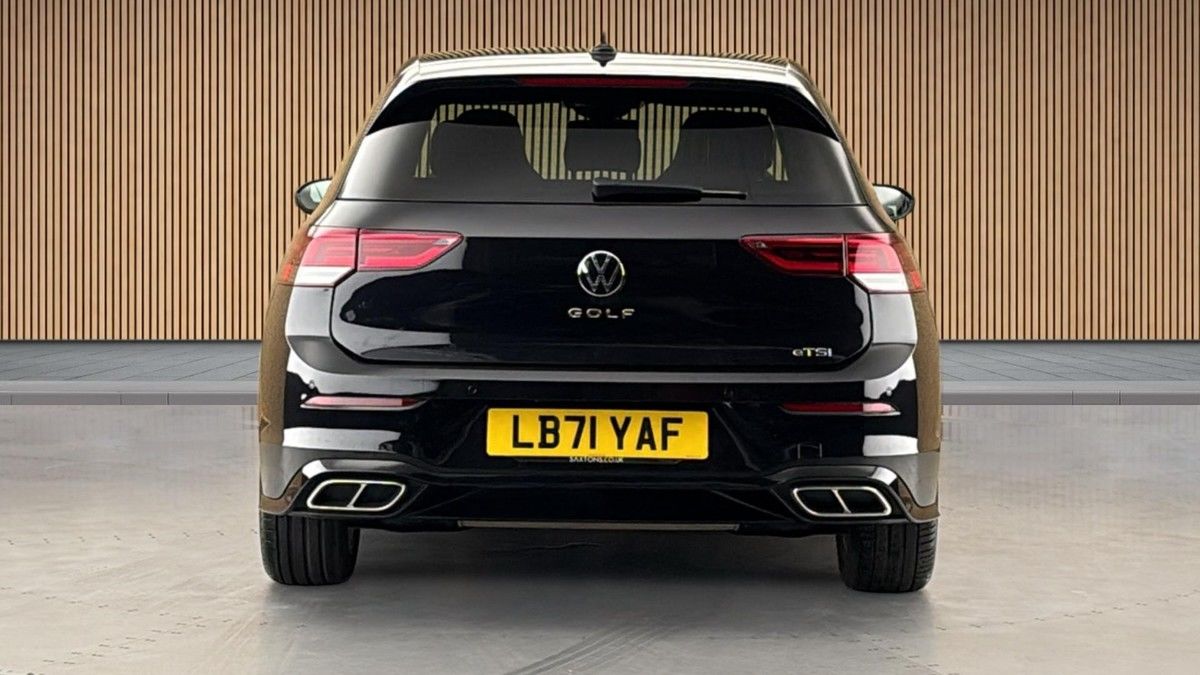 Volkswagen Golf Image 4