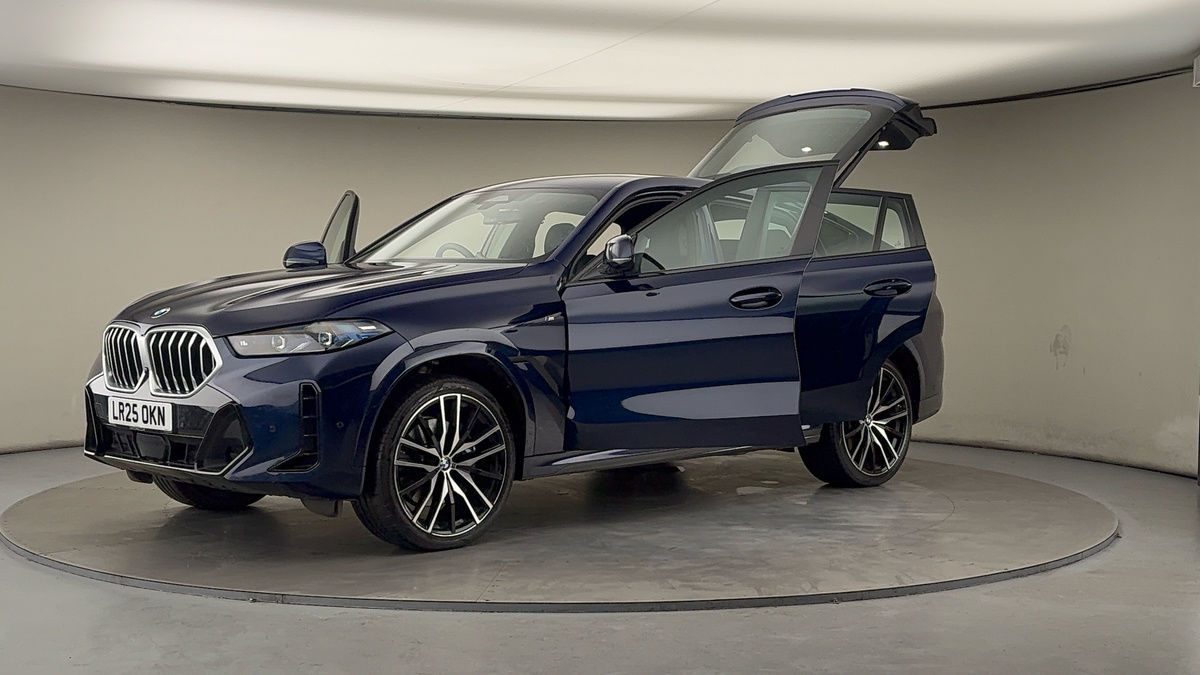 BMW X6 Image 22