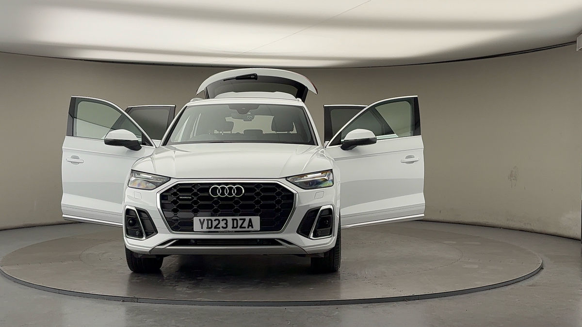 More views of Audi Q5