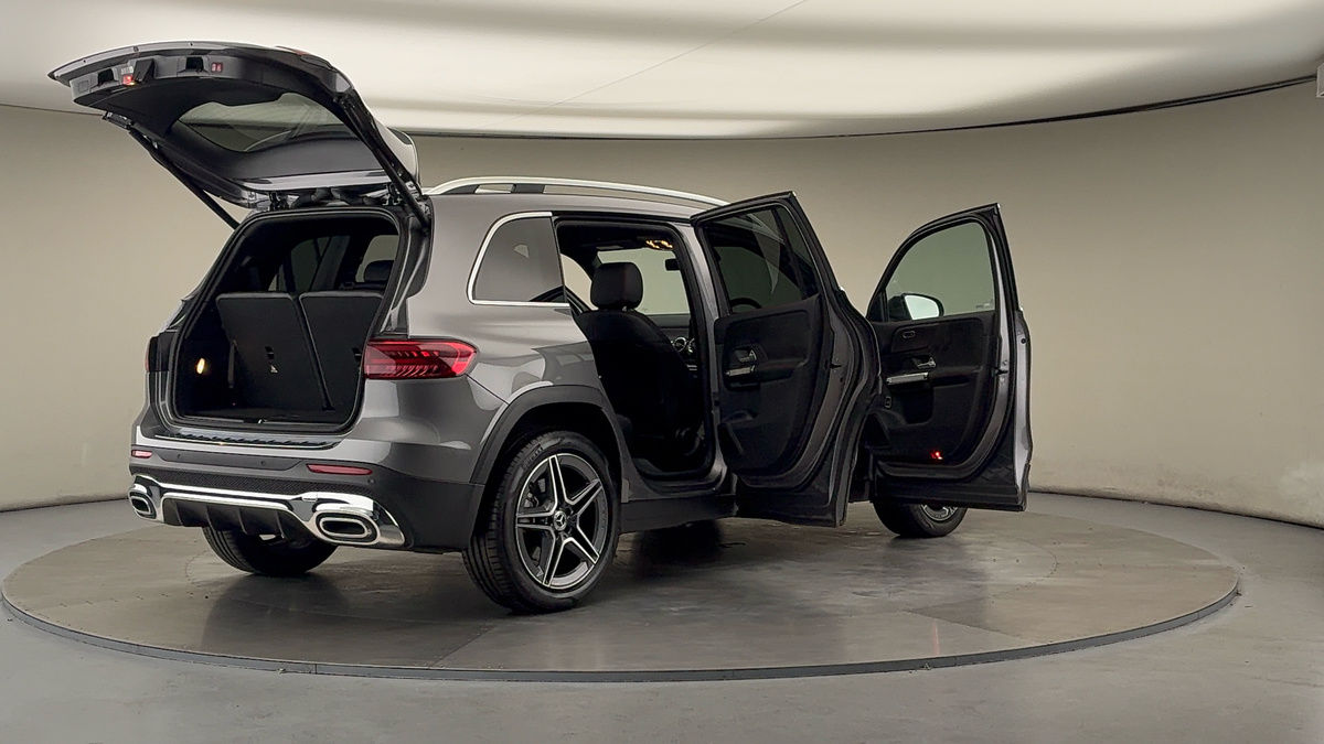 More views of Mercedes-Benz GLB