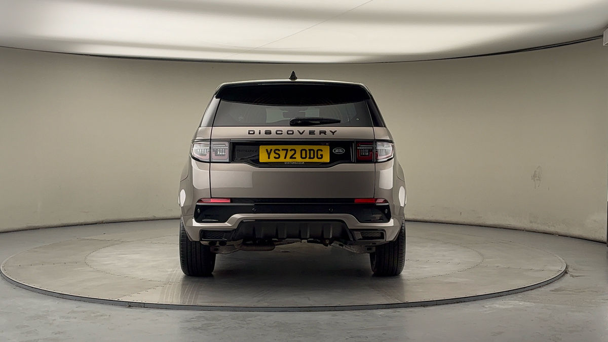 Land Rover Discovery Sport Image 4