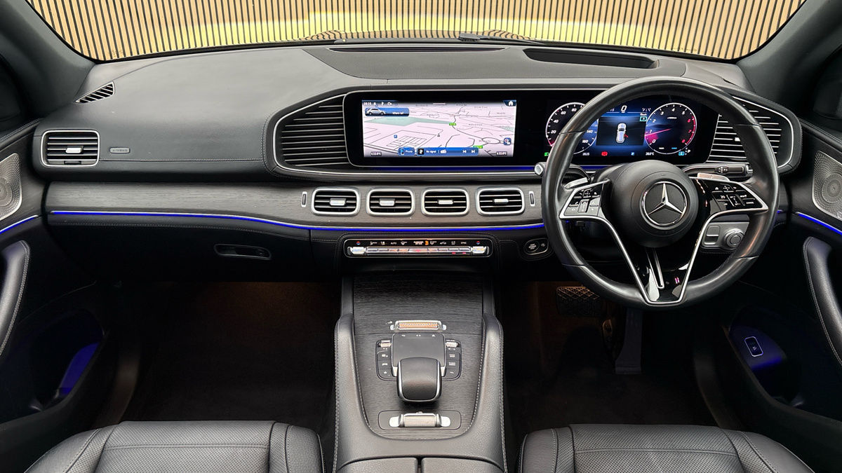 Mercedes-Benz GLE Image 12