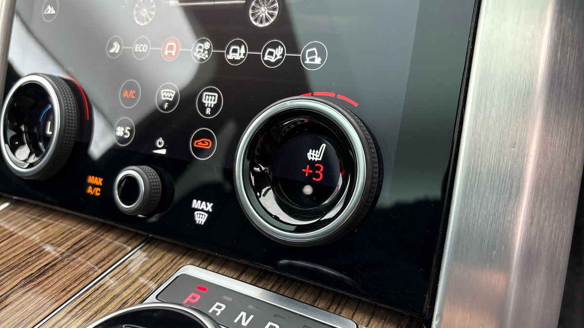 Land Rover Range Rover Image 30