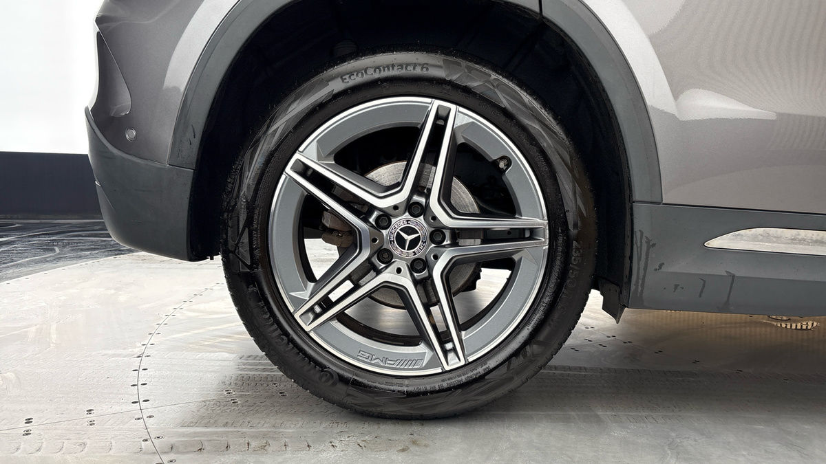 Mercedes-Benz GLA Image 10