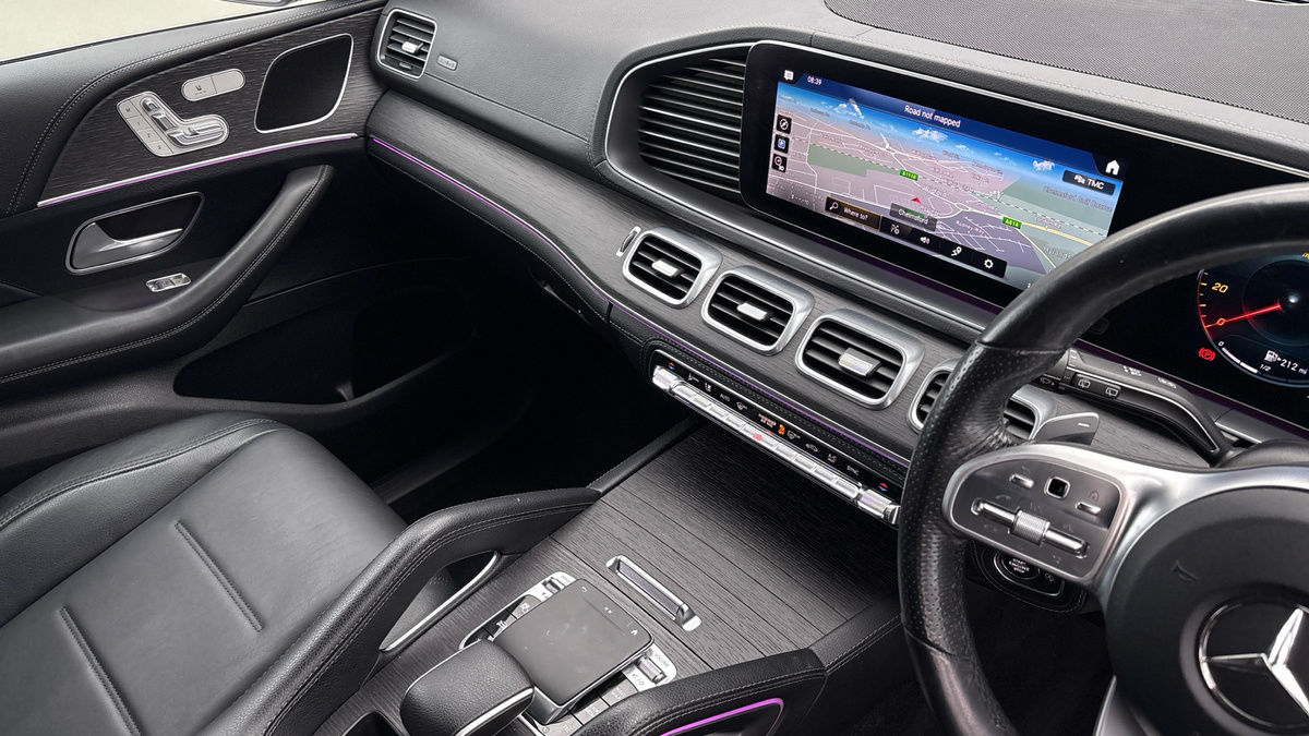 Mercedes-Benz GLE Image 18