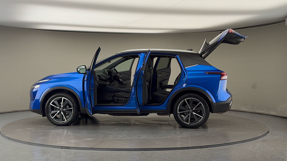 More views of Nissan Qashqai