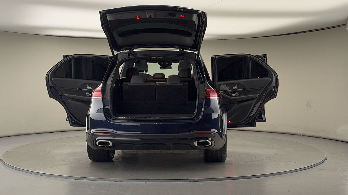 More views of Mercedes-Benz GLE