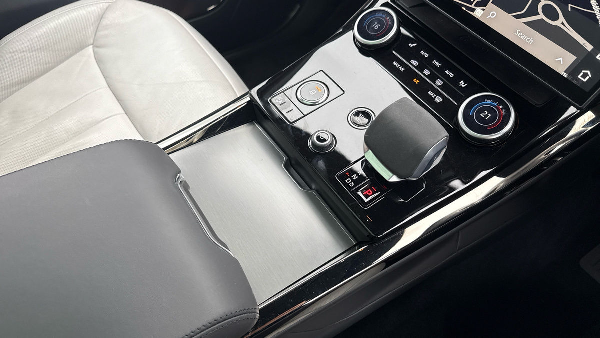 Land Rover Range Rover Sport Image 18