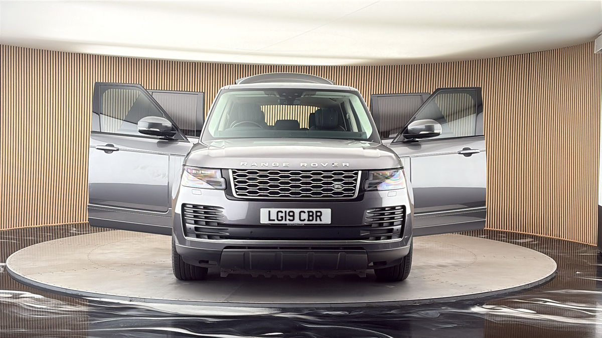 More views of Land Rover Range Rover