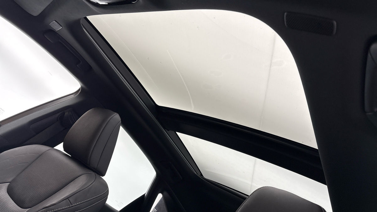 Lexus RX Image 6