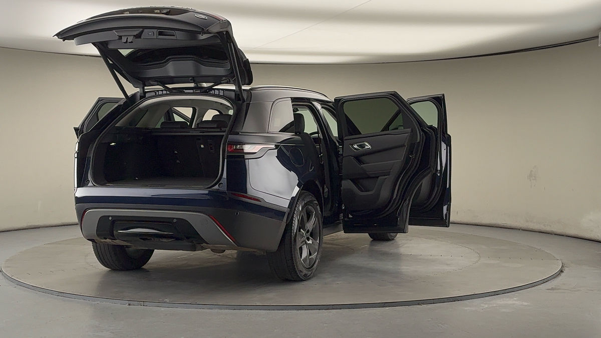 More views of Land Rover Range Rover Velar