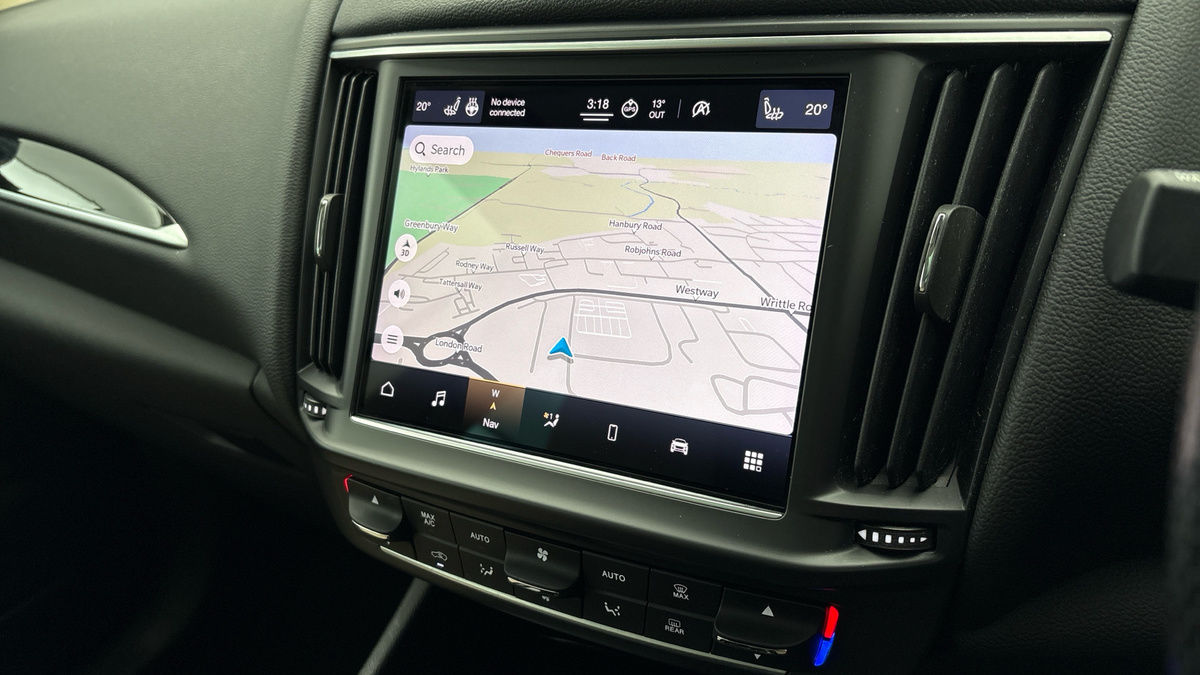 Maserati Levante Image 17