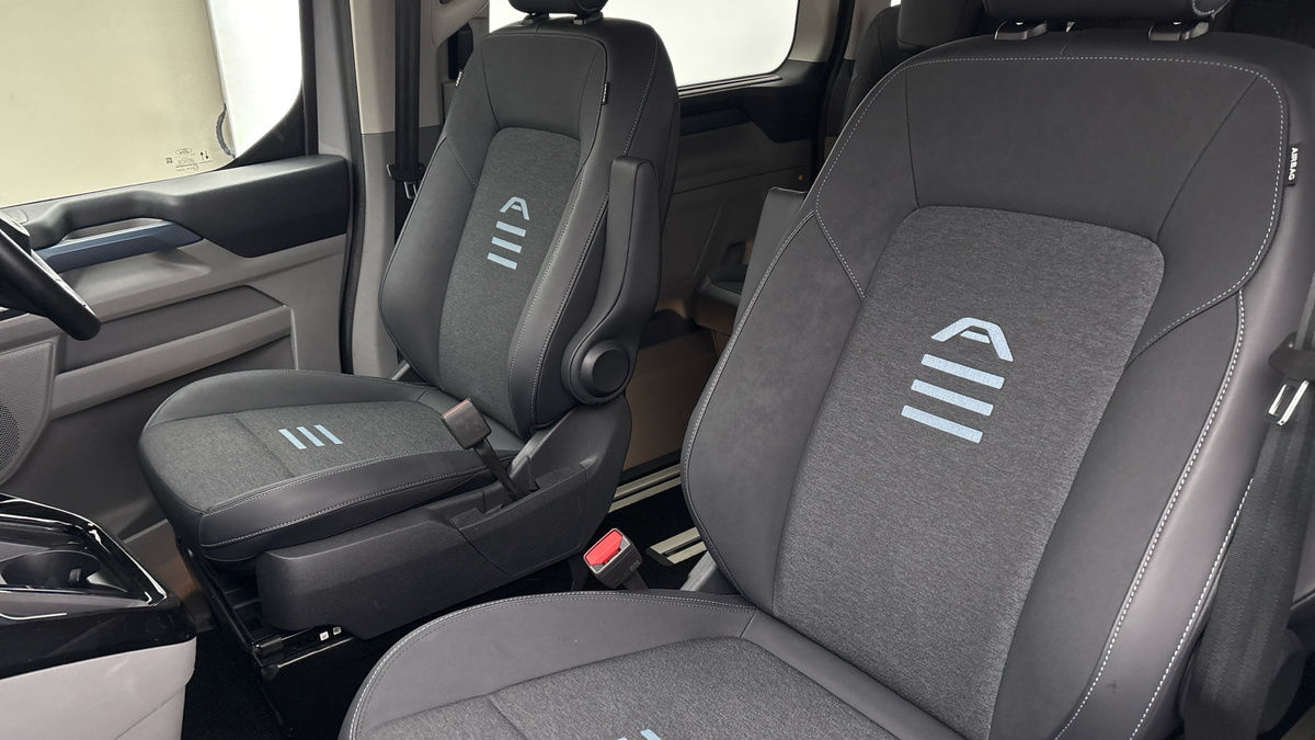 Ford Tourneo Custom V710 Image 7