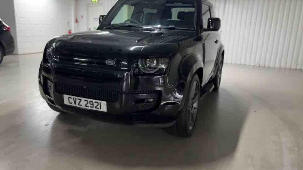 More views of Land Rover Defender 90