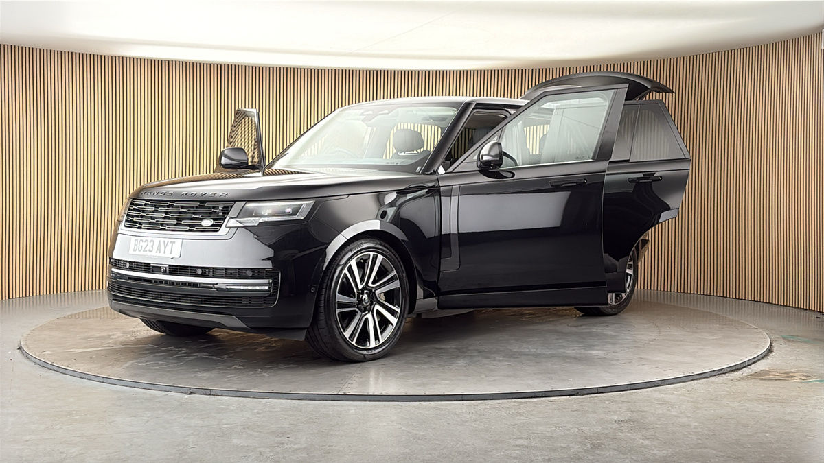 More views of Land Rover Range Rover
