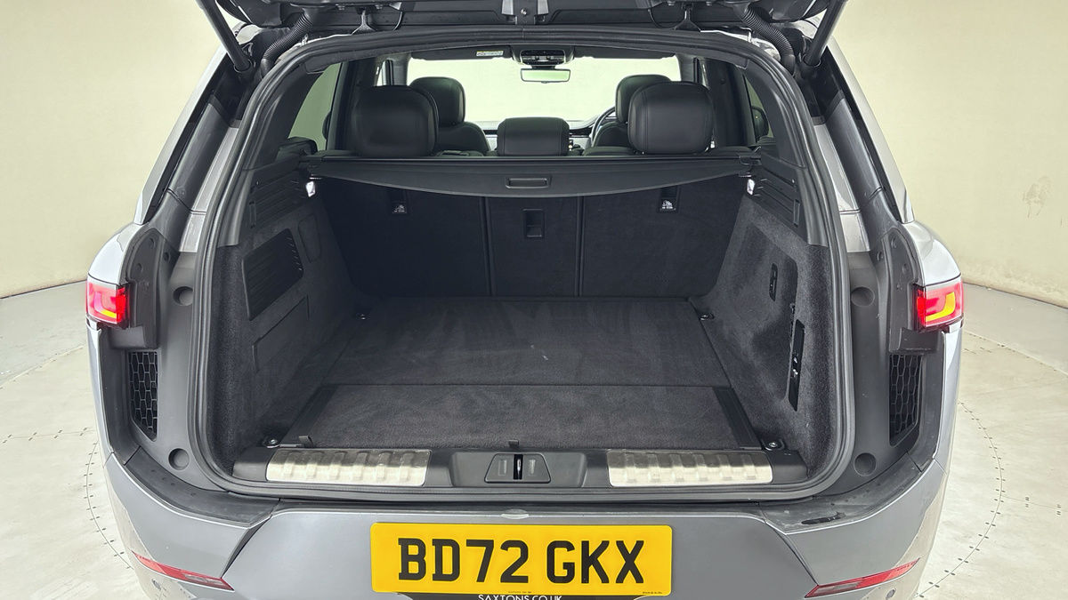 Land Rover Range Rover Sport Image 11