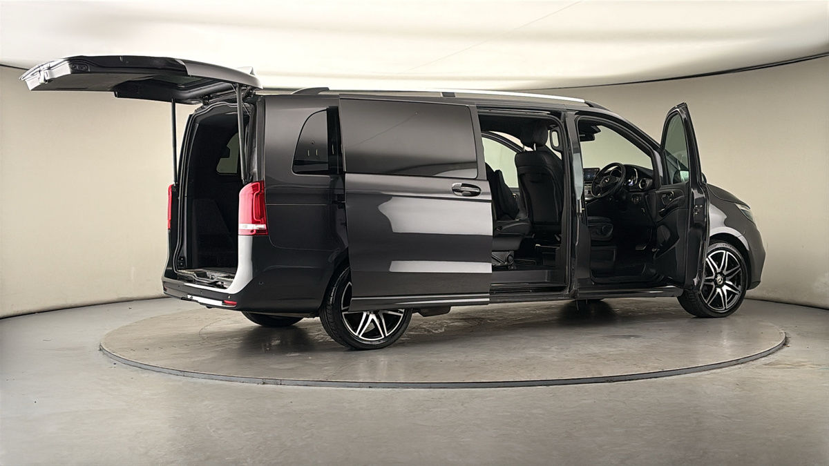 More views of Mercedes-Benz V Class